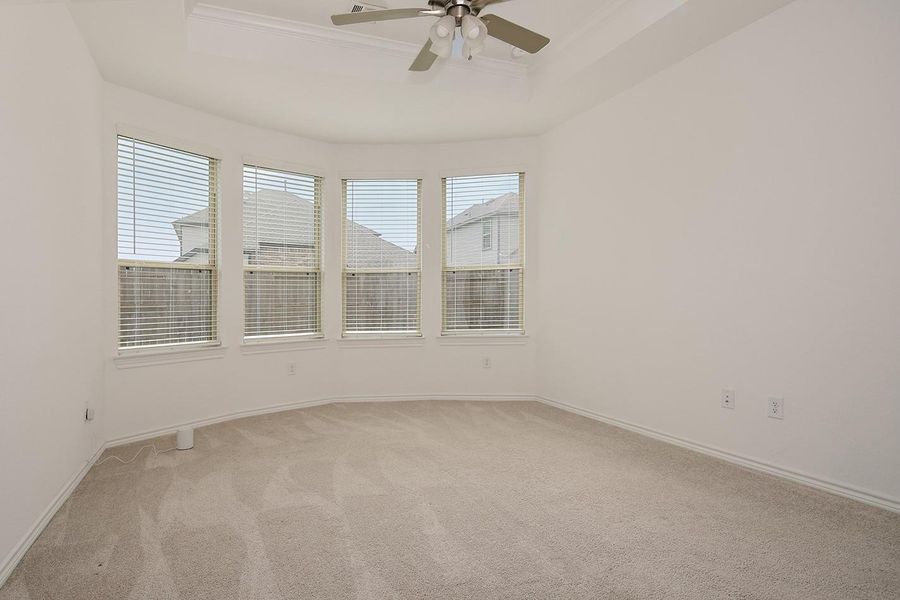 Spacious, unfurnished interior of a new home in Mavera, Conroe (Image 23).