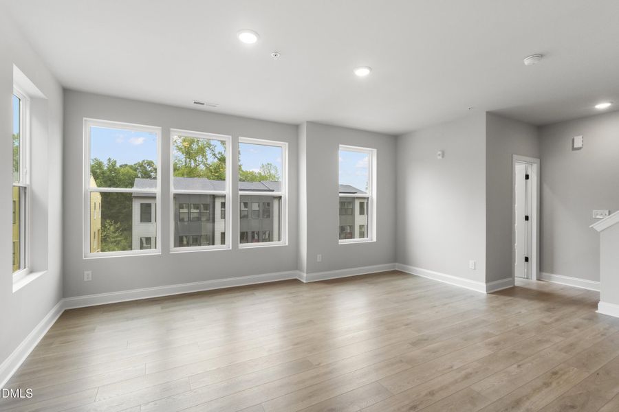 10_img_6913 10_img_6913