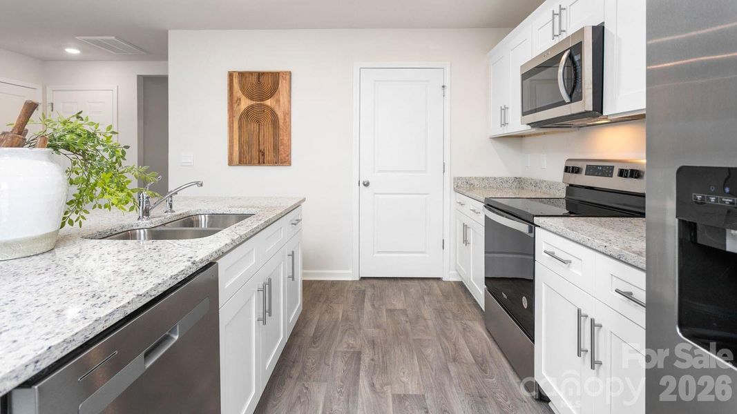 *Photos are of model home and are for representational purposes only *Photos are of model home and are for representational purposes only