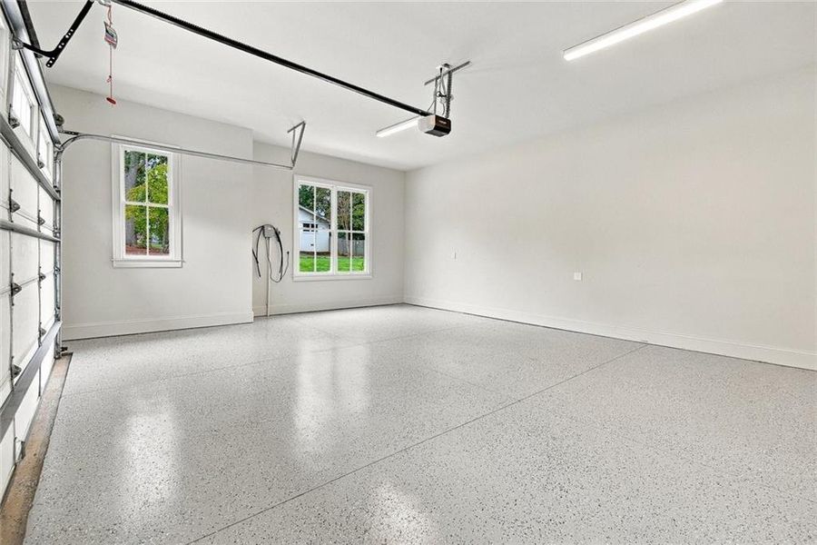 Spacious, unfurnished interior of a new home in , Smyrna (Image 26).