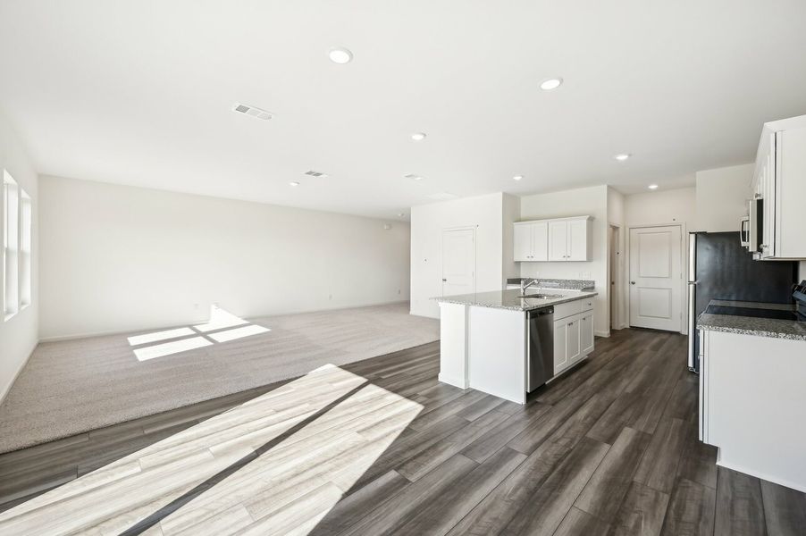 Image 33 representing the Discovery by Starlight Homes in Sonterra, Jarrell, TX.