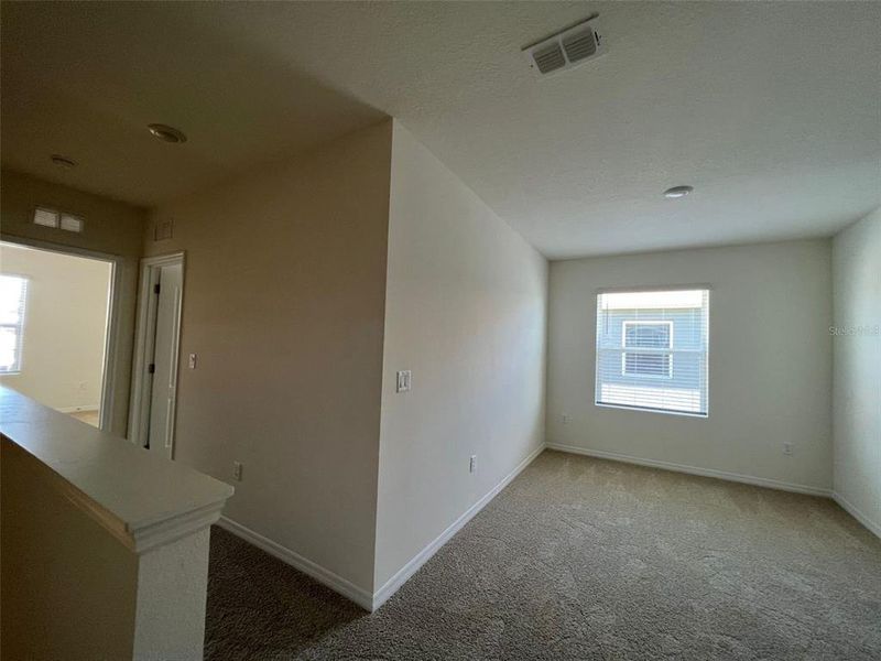 Spacious, unfurnished interior of a new home in , Davenport (Image 11).