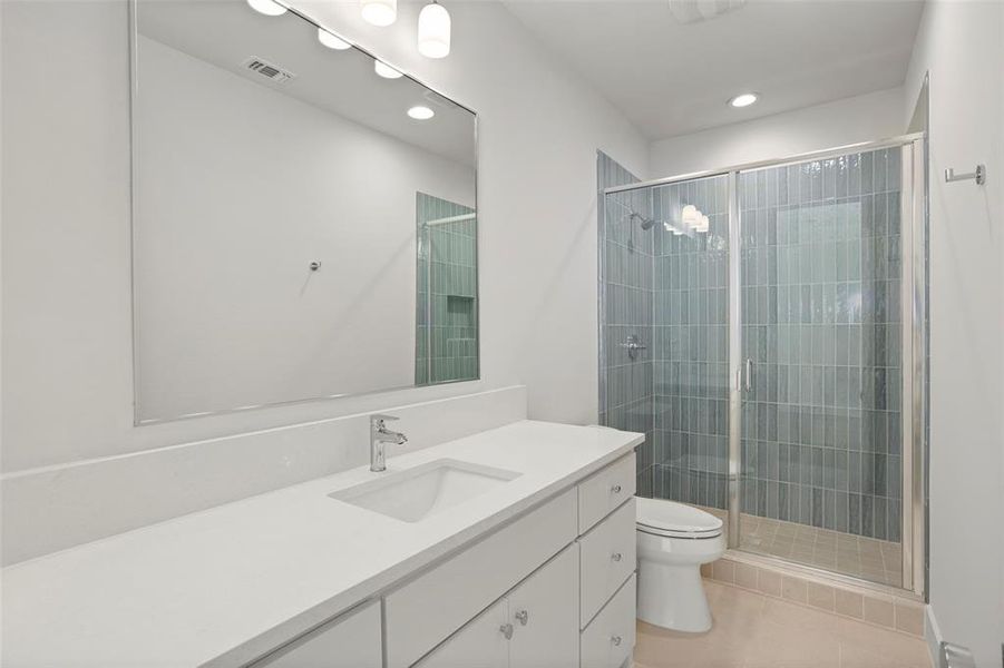 Furnished interior view inside a new home in , Dallas (Image 15). Furnished interior view inside a new home in , Dallas (Image 15).