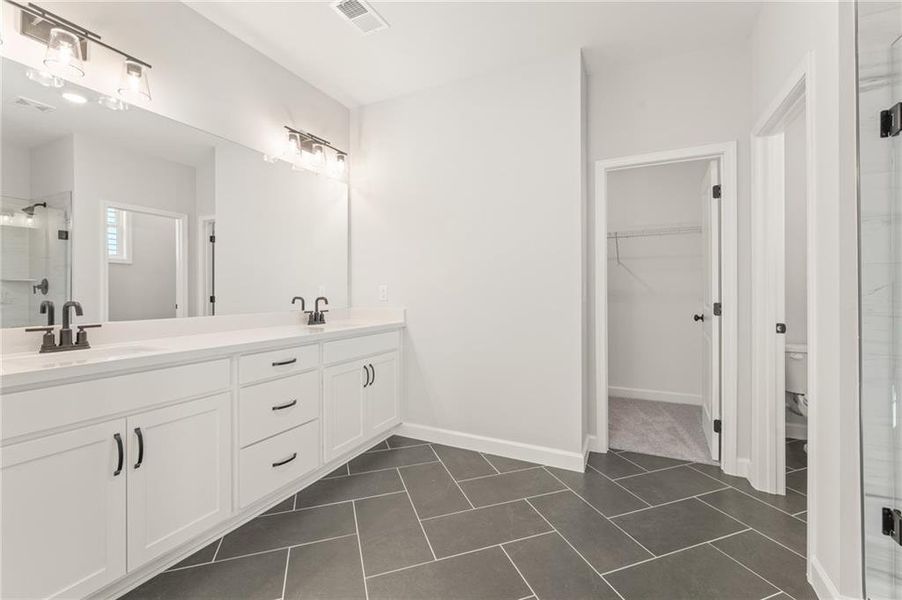 Furnished interior view inside a new home in Linden Grove, Powder Springs (Image 7). Furnished interior view inside a new home in Linden Grove, Powder Springs (Image 7).