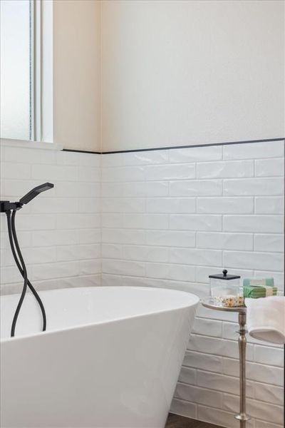 Close-up of interior finishes inside a home in , Waco (Image 25).