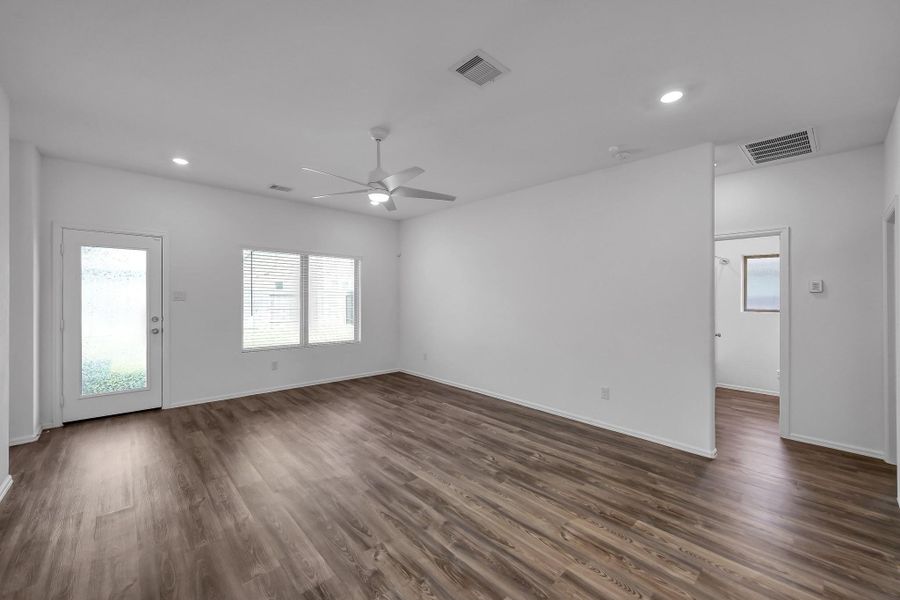 Spacious Living Room!