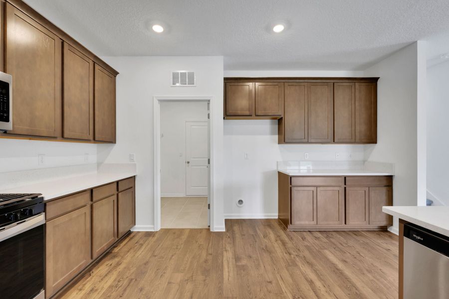 4br New Home in Jacksonville, FL.  - Slide 17