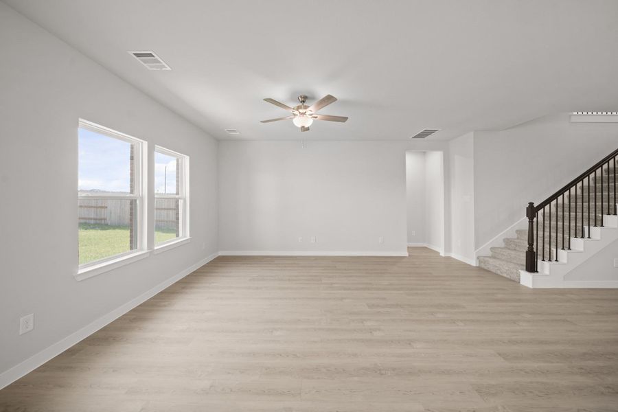 Spacious, unfurnished interior of a new home in Sunterra, Katy (Image 28). Spacious, unfurnished interior of a new home in Sunterra, Katy (Image 28).