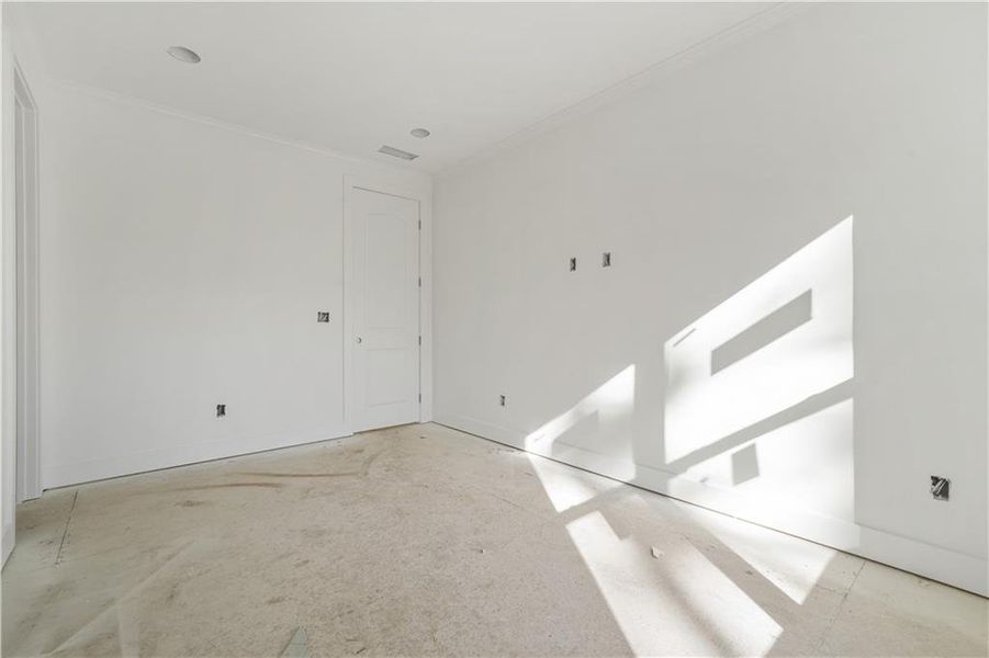 Spacious, unfurnished interior of a new home in , Conyers (Image 27).