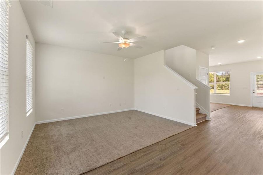 Spacious, unfurnished interior of a new home in Oakhill Estates, Adairsville (Image 14). Spacious, unfurnished interior of a new home in Oakhill Estates, Adairsville (Image 14).