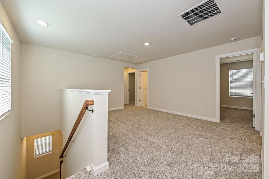 Spacious, unfurnished interior of a new home in Seattle Crossing, Shelby (Image 5).