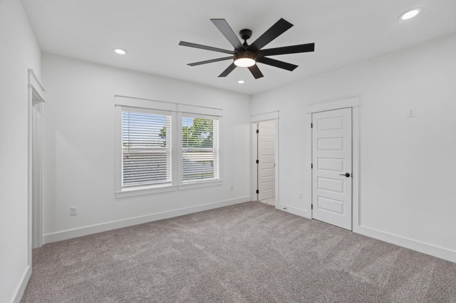 Spacious, unfurnished interior of a new home in , Humble (Image 43). Spacious, unfurnished interior of a new home in , Humble (Image 43).