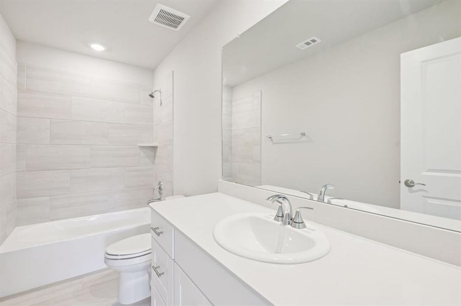 Photo is not of the actual home, but is an inspirational photo of builder’s model home and may depict options, furnishings, and/or decorator features that are not included.