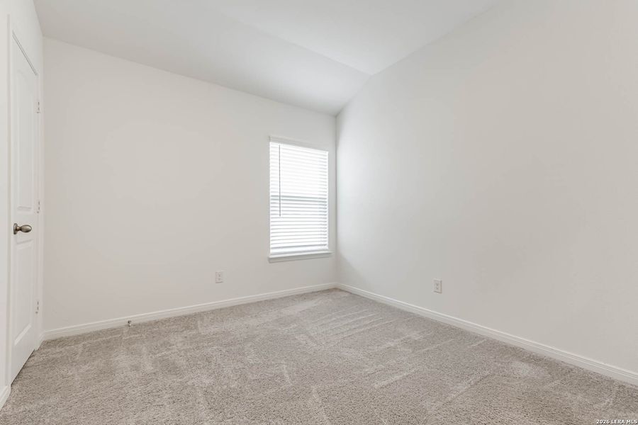 Spacious, unfurnished interior of a new home in Luckey Ranch, San Antonio (Image 15).