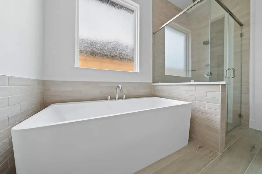 Furnished interior view inside a new home in Kresston, Montgomery (Image 10).