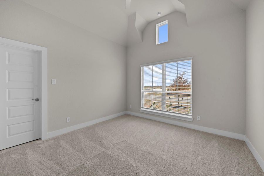 Spacious, unfurnished interior of a new home in Beacon Hill, Waller (Image 18).