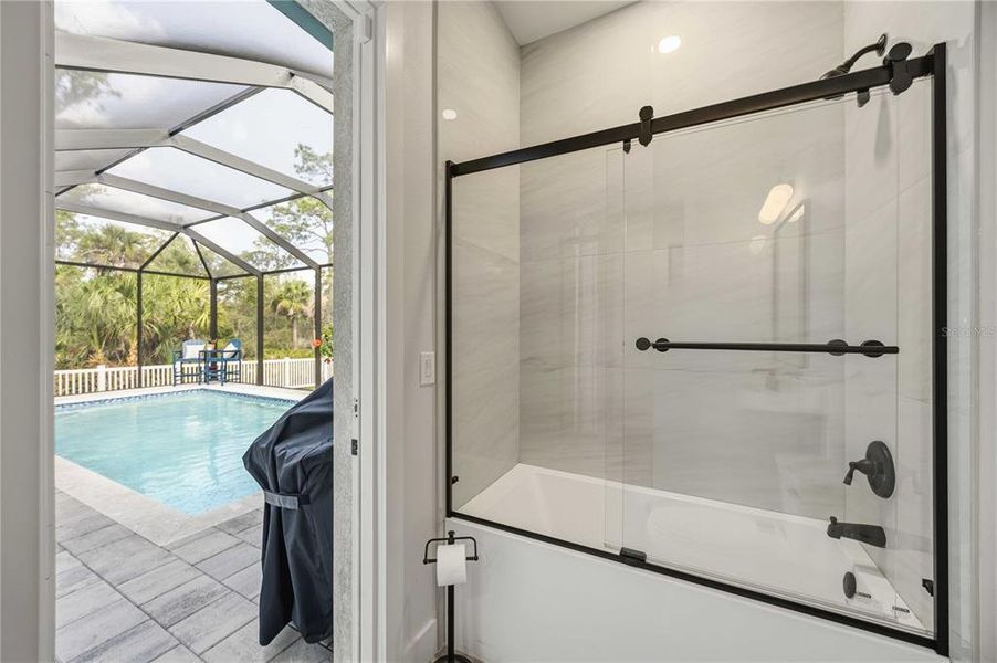 Furnished interior view inside a new home in , Port Charlotte (Image 40).