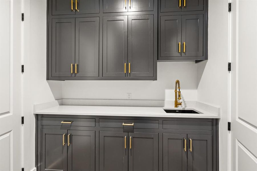 Close-up of interior finishes inside a home in , Mount Pleasant (Image 19).