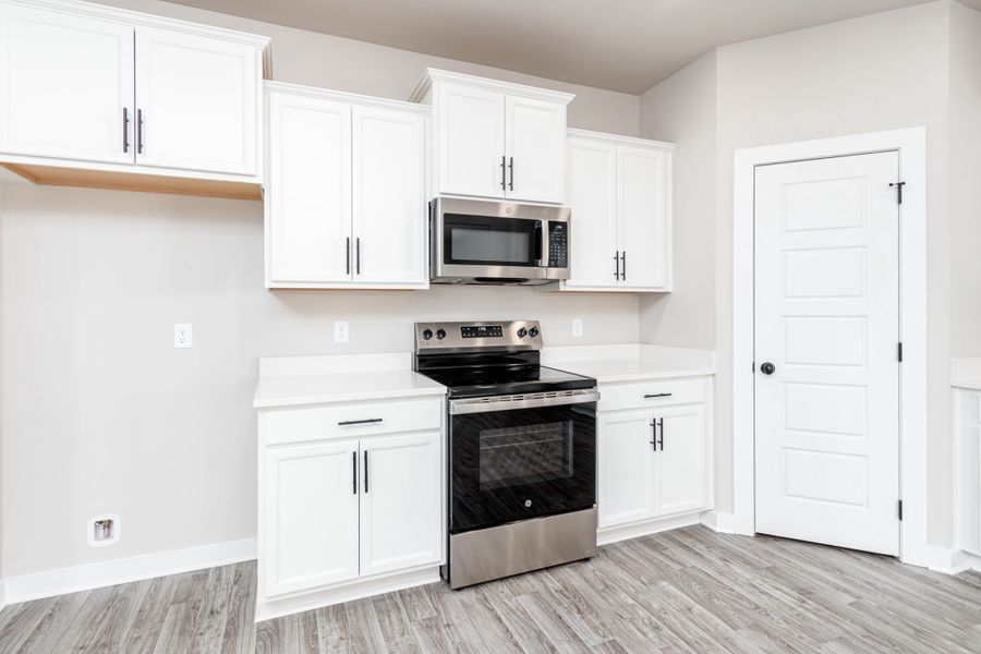 Representative furnished interior of a home built from the Linden by Nason Homes in Brady Estates, Murfreesboro (Image 3).