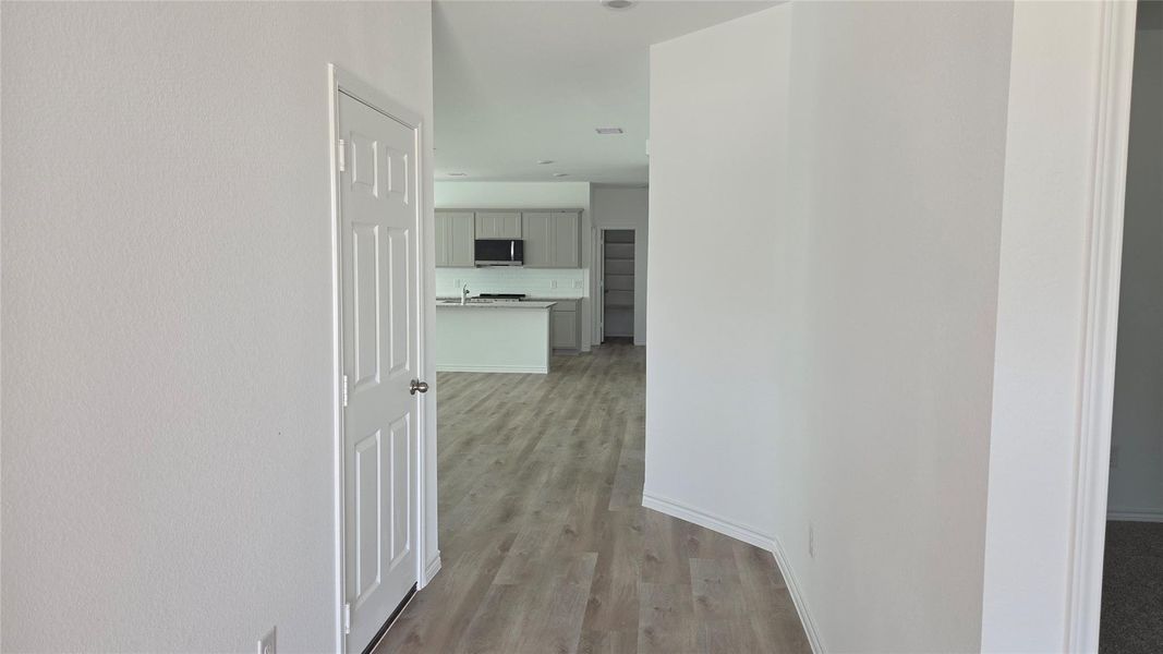 Spacious, unfurnished interior of a new home in , Conroe (Image 4). Spacious, unfurnished interior of a new home in , Conroe (Image 4).