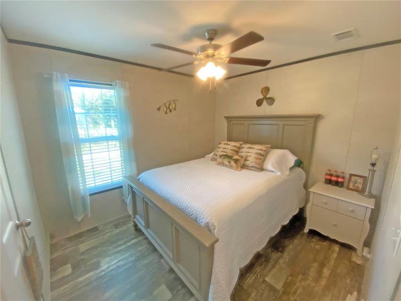 Furnished interior view inside a new home in , Palatka (Image 13).