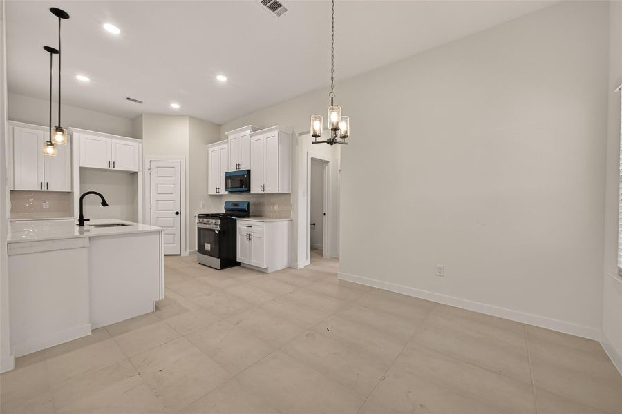 Image 47 of a home in Foxtail Palms. Image 47 of a home in Foxtail Palms.