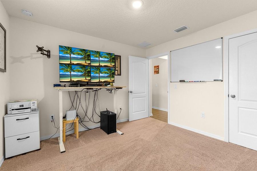 8275-105th-Ct-HigMedia-029-1280