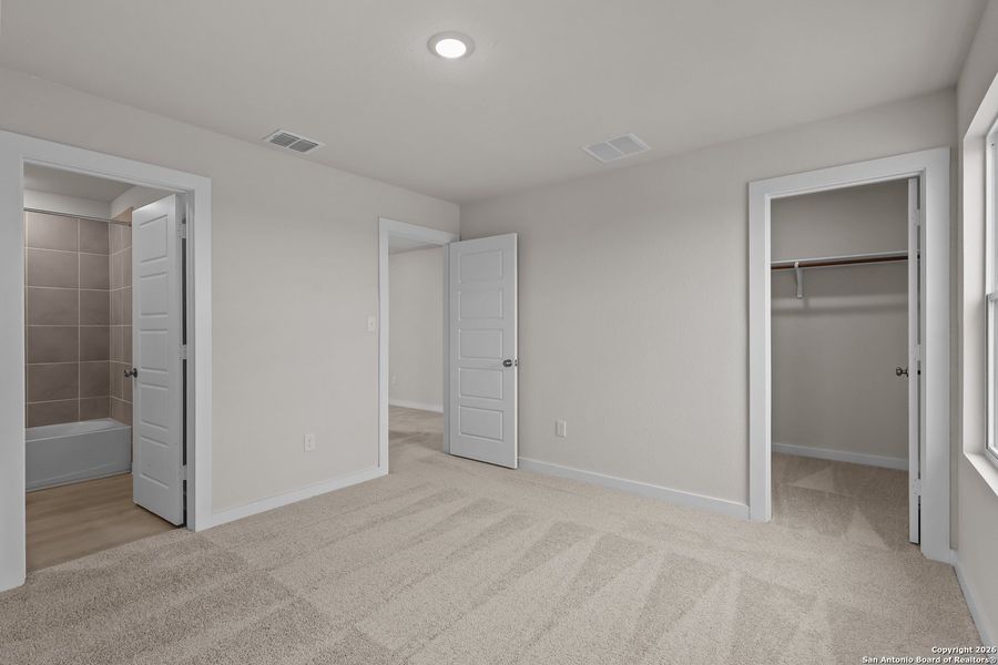 Spacious, unfurnished interior of a new home in Summerlin, San Antonio (Image 17). Spacious, unfurnished interior of a new home in Summerlin, San Antonio (Image 17).