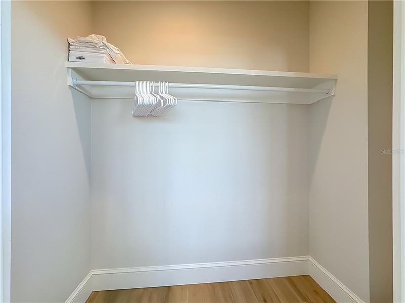 Spacious, unfurnished interior of a new home in , Bradenton Beach (Image 72).