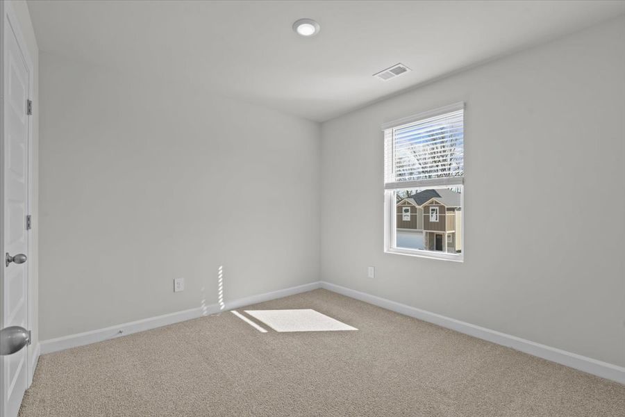 Spacious, unfurnished interior of a new home in Cedar Shoals – Heritage Collection, Piedmont (Image 18).