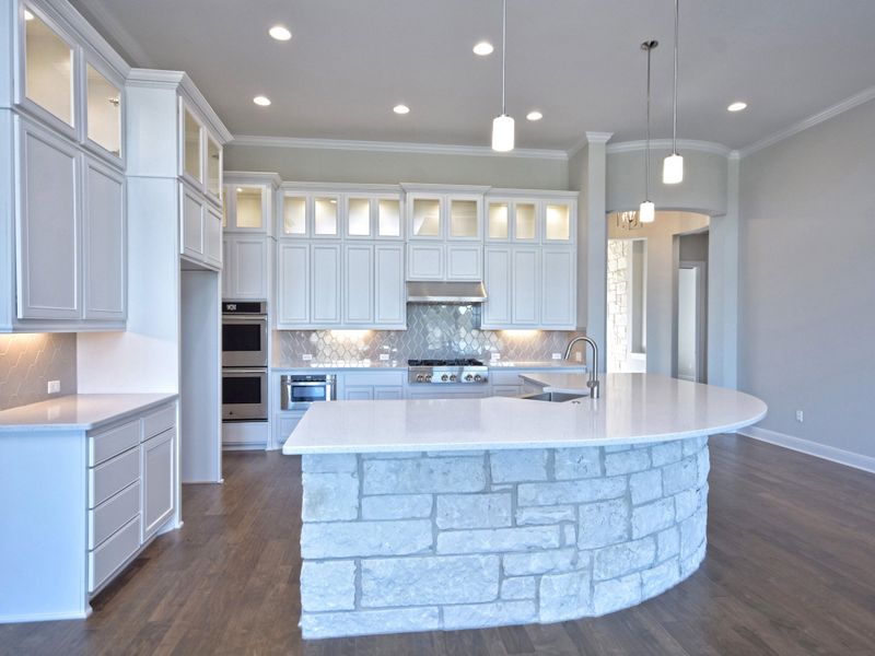Representative furnished interior of a home built from the San Simeon I by Giddens Homes in Clearwater Ranch, Liberty Hill (Image 318).