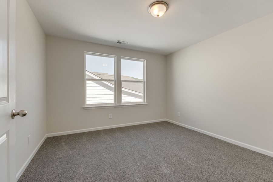 Spacious, unfurnished interior of a new home in Blakeney, Smyrna (Image 30).