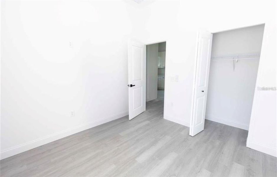 Spacious, unfurnished interior of a new home in , Lake Panasoffkee (Image 17).