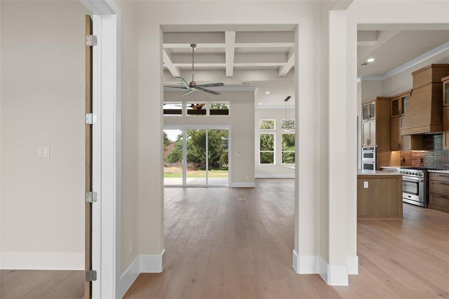 Spacious, unfurnished interior of a new home in Pecan Plantation, Granbury (Image 24). Spacious, unfurnished interior of a new home in Pecan Plantation, Granbury (Image 24).