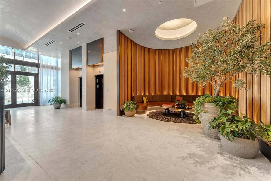 Community amenities in , Miami (Image 42).