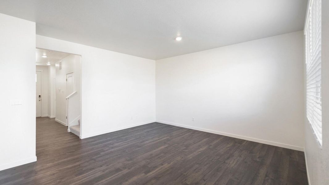 Spacious, unfurnished interior of a new home in Westgate, Greeley (Image 19).