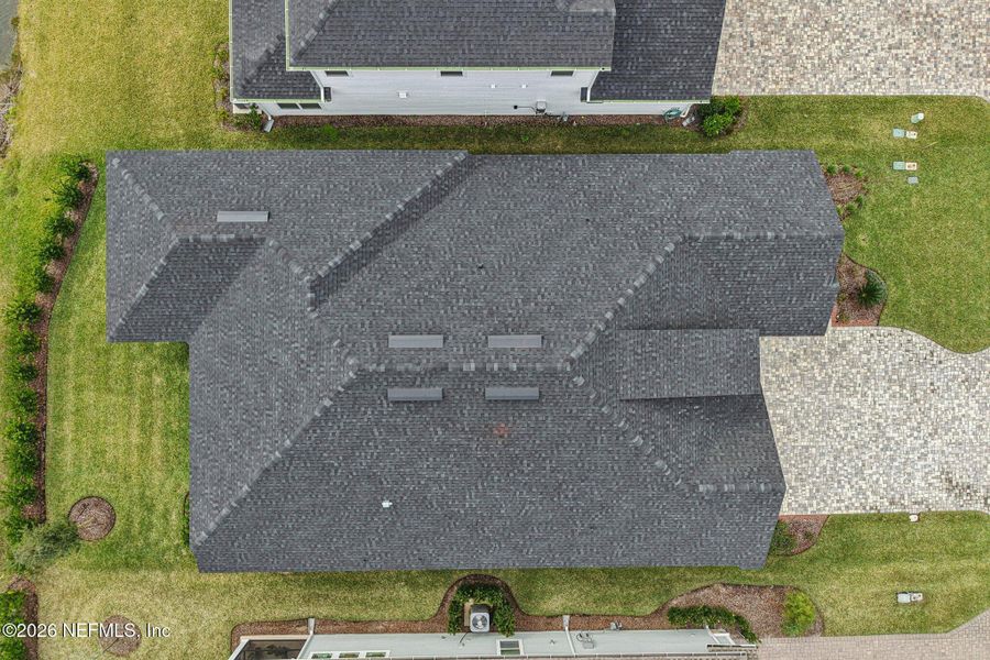 Image 42 of a home in Middlebourne.