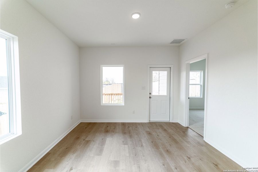 Spacious, unfurnished interior of a new home in Willow View, Converse (Image 13).