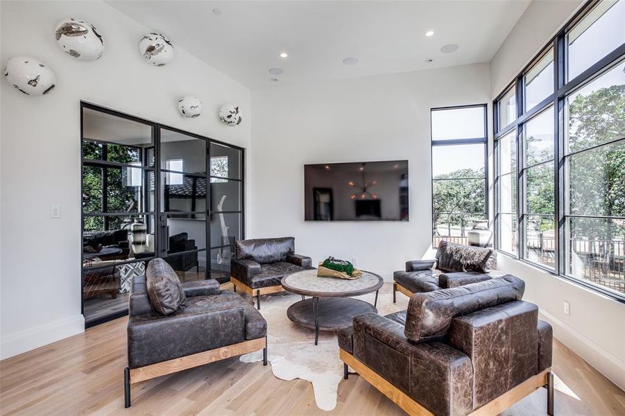 Furnished interior view inside a new home in , Southlake (Image 4).