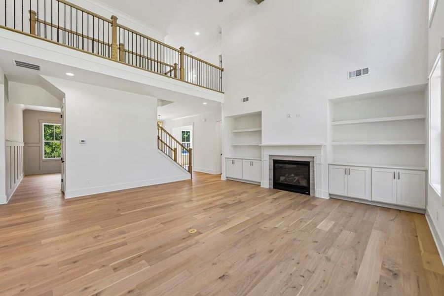 Spacious, unfurnished interior of a new home in White Post on Lake Lanier, Gainesville (Image 35).