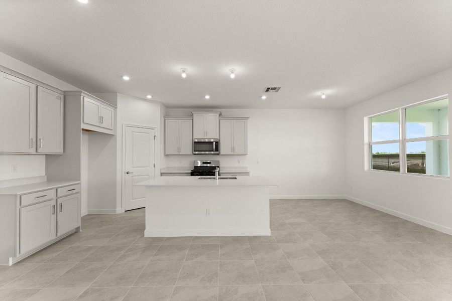 US_SEF_CASCADES_LOT 353_kitchen