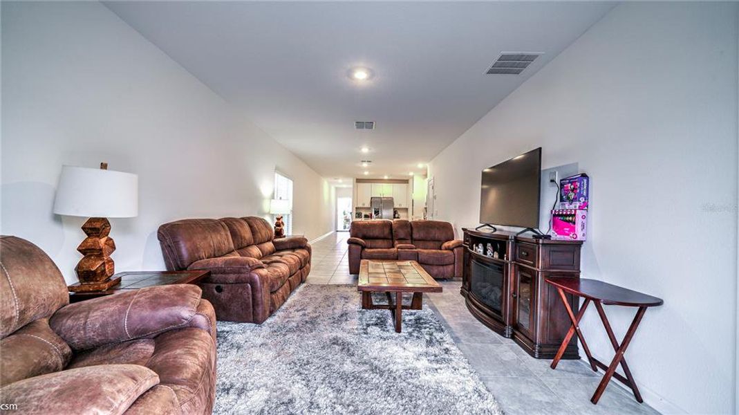 Furnished interior view inside a new home in Cascades, Davenport (Image 7). Furnished interior view inside a new home in Cascades, Davenport (Image 7).