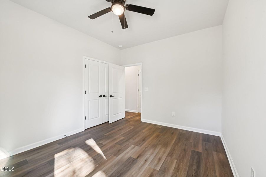 18-web-or-mls-Foster St-S0711-018