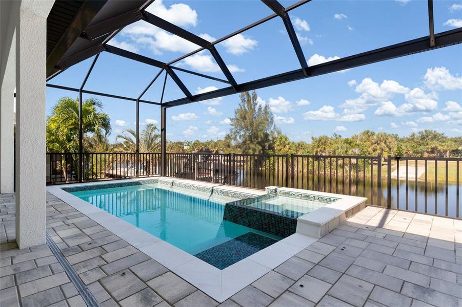 Exterior details and patio area of a home in , Port Charlotte (Image 2).