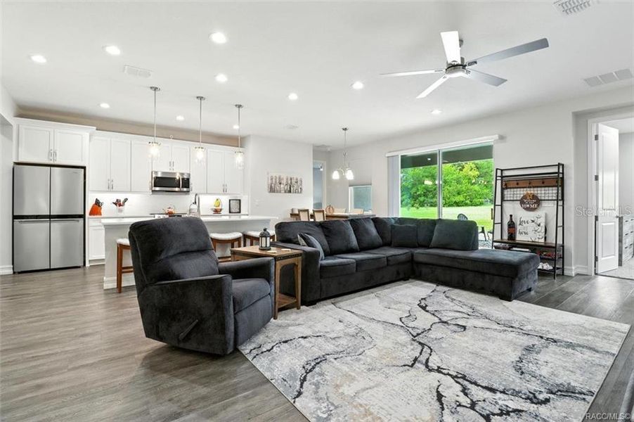 Furnished interior view inside a new home in Clearview Estates, Hernando (Image 13).