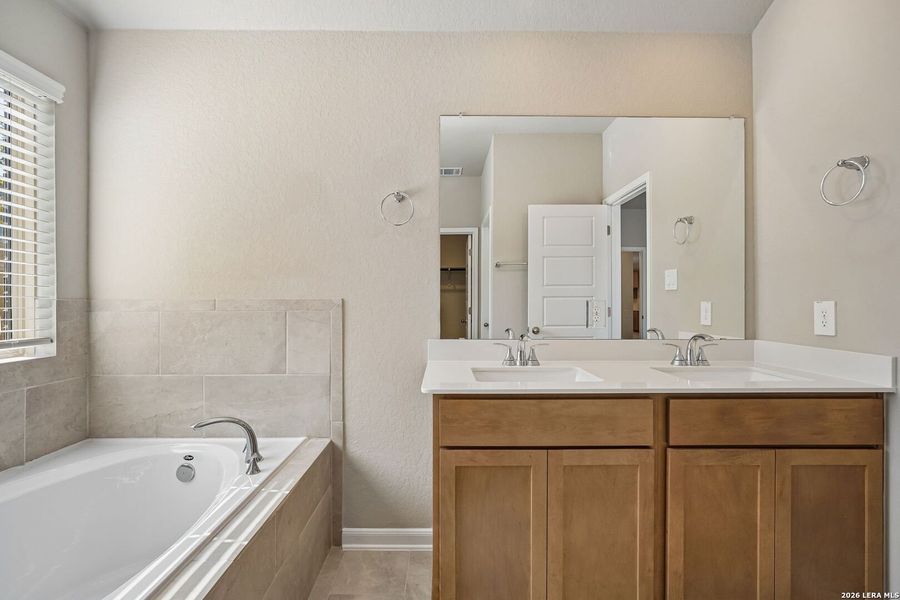 Furnished interior view inside a new home in Arcadia Ridge - Premier Series, San Antonio (Image 9). Furnished interior view inside a new home in Arcadia Ridge - Premier Series, San Antonio (Image 9).