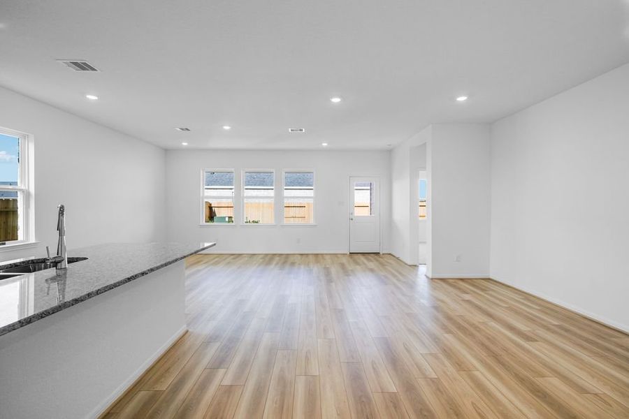 Spacious, unfurnished interior of a new home in Brookewater 45s, Rosenberg (Image 11). Spacious, unfurnished interior of a new home in Brookewater 45s, Rosenberg (Image 11).