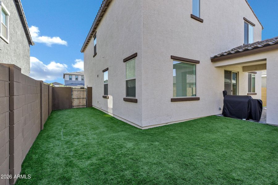 9432 E Spiral Ave-40