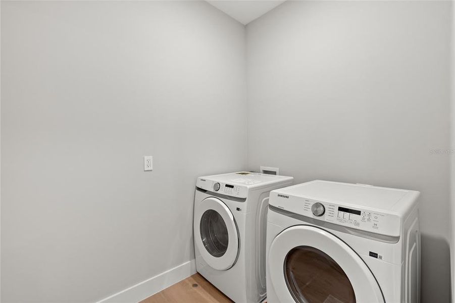 Close-up of interior finishes inside a home in College Park, Orlando (Image 24). Close-up of interior finishes inside a home in College Park, Orlando (Image 24).
