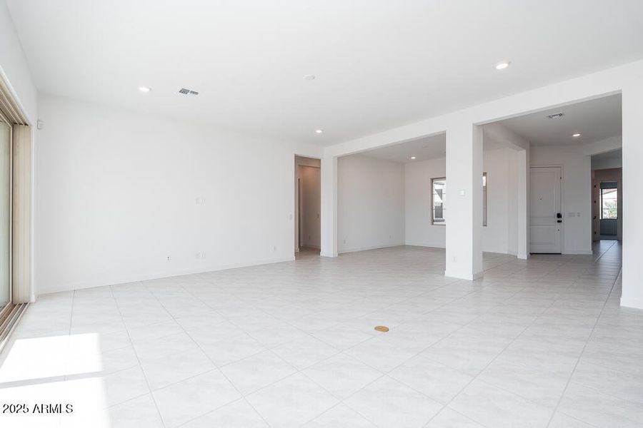 Tri Pointe Blossom Rock 554 - Great Room Tri Pointe Blossom Rock 554 - Great Room